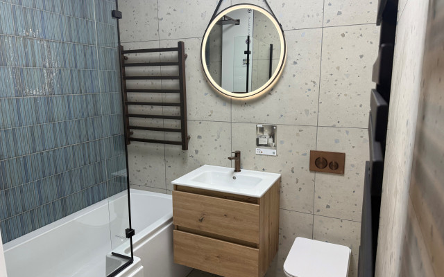 Contemporary bathroom display featuring stylish Brushed Bronze.