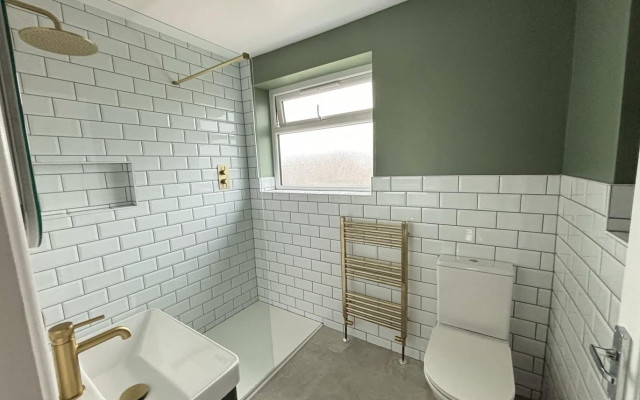 Bristol Plumbing Supplies Bathroom Project 11
